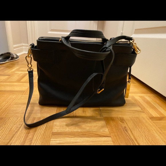 Vince Camuto Cross body bag - Picture 6 of 6